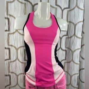 Women’s size 2 lululemon Cardio Kick tank